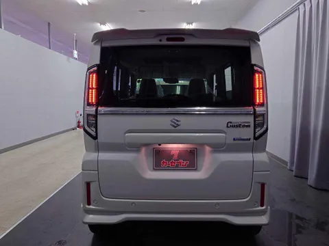Suzuki Spacia Custom