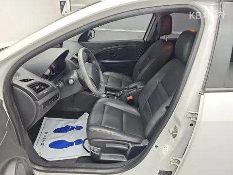 Renault SM3