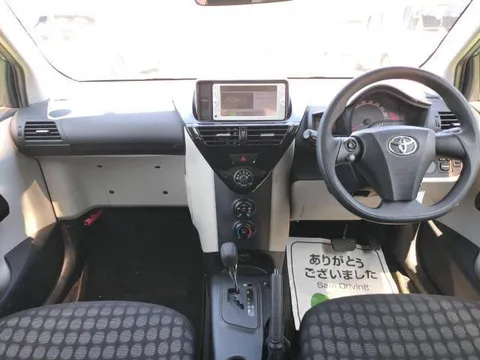 Toyota iQ