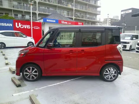 Nissan Dayz Roox