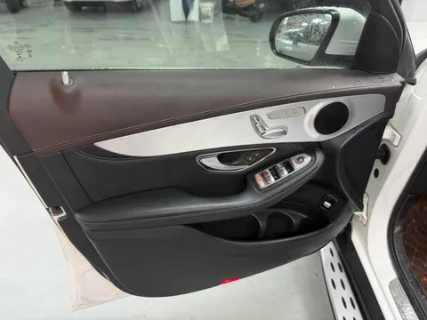 Mercedes-Benz Mercedes-Benz GLC
