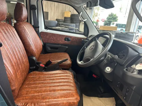 Toyota TownAce Van