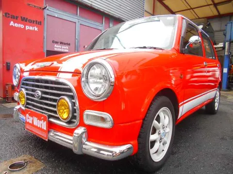 Daihatsu Mira Gino