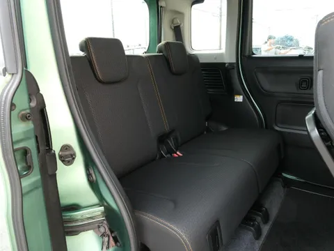 Suzuki Spacia Gear