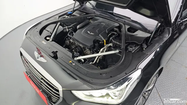 Genesis G90 (EQ900)