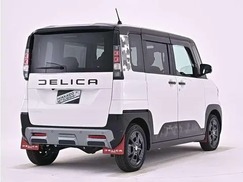 Mitsubishi Delica Mini