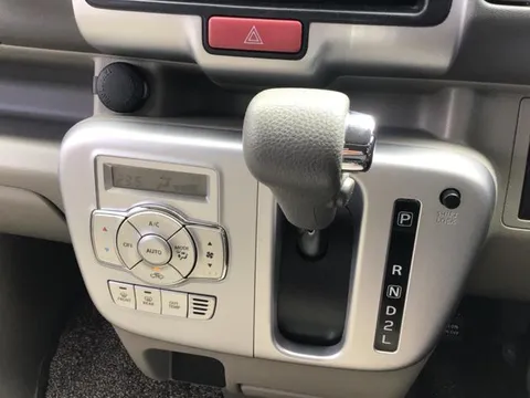 Nissan Clipper Rio