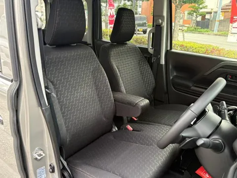 Suzuki Spacia Gear