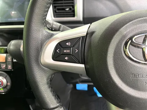 Toyota Pixis Mega