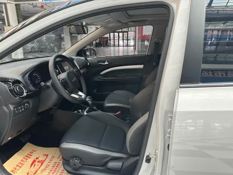 Kia KX1