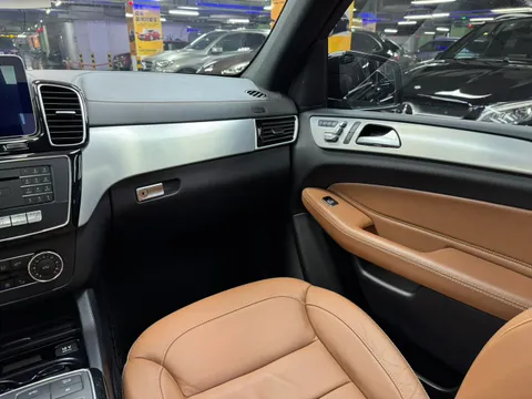 Mercedes-Benz Mercedes-Benz GLE