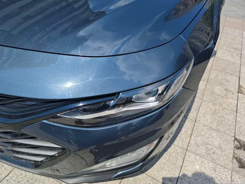 Chevrolet Malibu XL