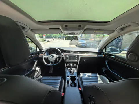 Volkswagen Magotan