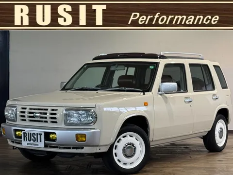 Nissan Rasheen