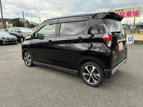 Mitsubishi eK X