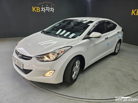 Hyundai Elantra (Avante)