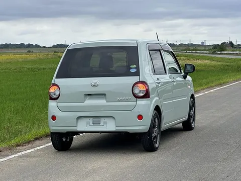 Daihatsu Mira Tocot