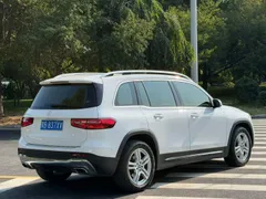 Mercedes-Benz Mercedes-Benz GLB
