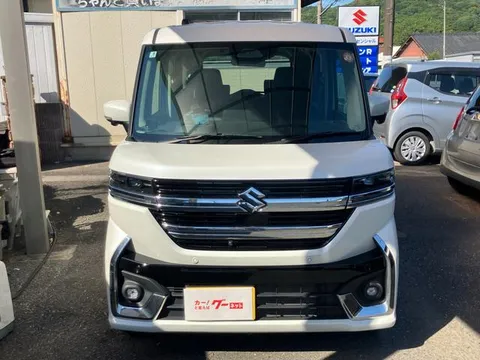 Suzuki Spacia Custom