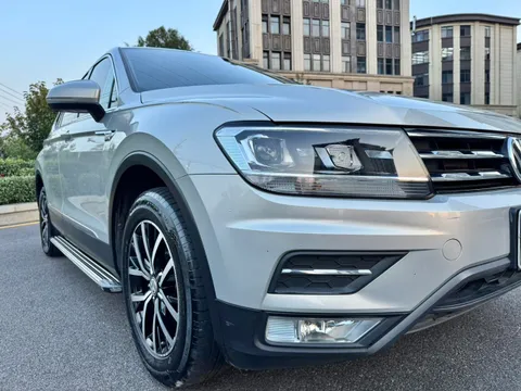 Volkswagen Tiguan L