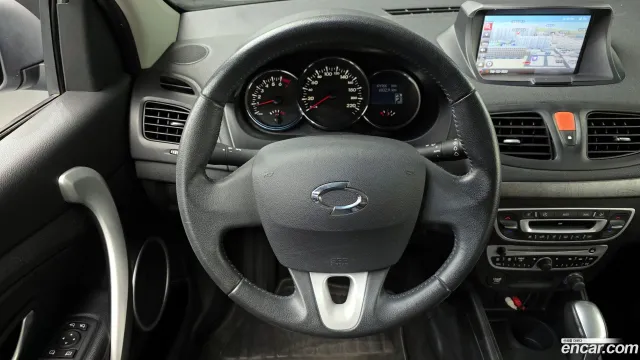 Renault SM3