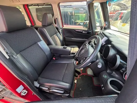 Honda N-BOX Plus Custom
