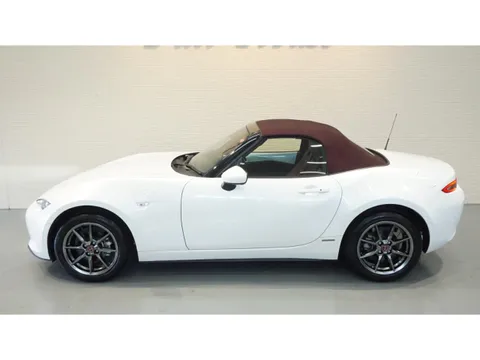 Mazda MX-5 (Roadster)