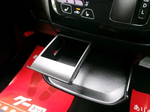 Mitsubishi eK X