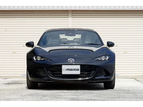 Mazda MX-5 (Roadster)