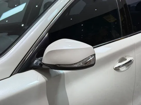 Infiniti Q50L