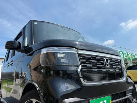 Honda N-BOX Custom