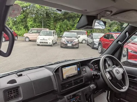 Toyota Pixis Van