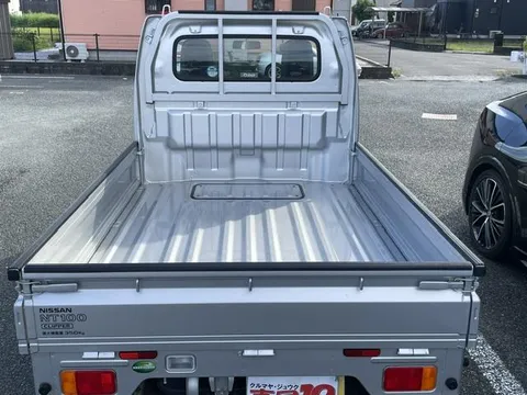 Nissan Clipper Truck