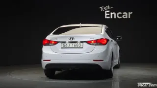 Hyundai Elantra (Avante)