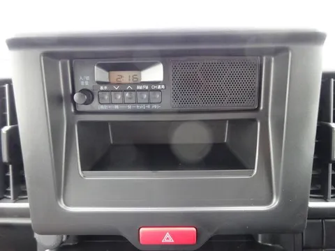 Nissan Clipper Van