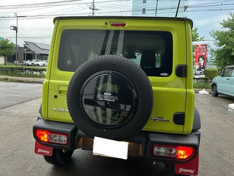 Suzuki Jimny Sierra