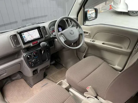 Nissan Clipper