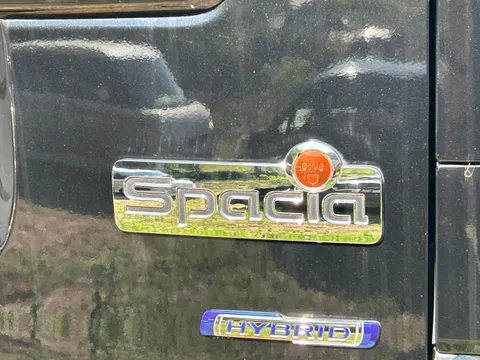 Suzuki Spacia