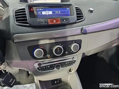 Renault SM3
