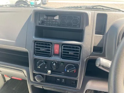 Nissan Clipper Truck