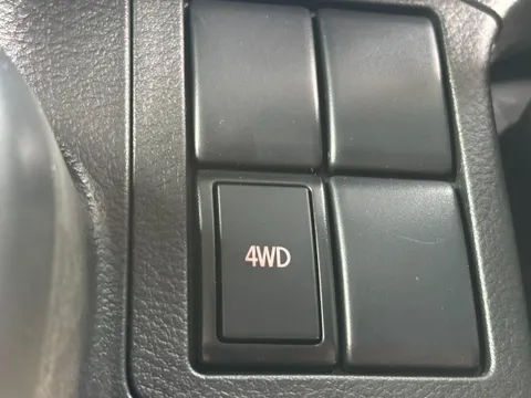 Mitsubishi Minicab Van