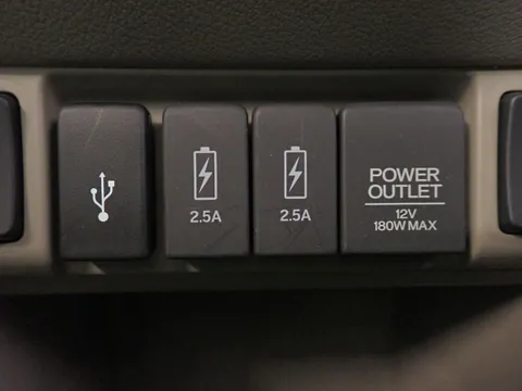 Honda N-BOX Slash