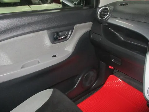 Toyota Pixis Joy