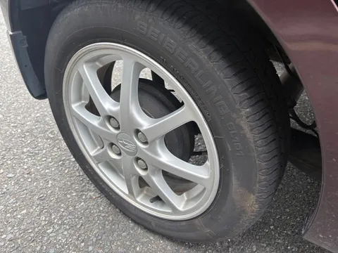 Subaru Lucra