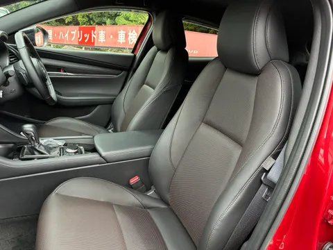 Mazda MAZDA3 Fastback
