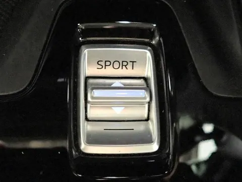Mazda Axela Sport