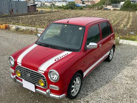 Daihatsu Mira Gino
