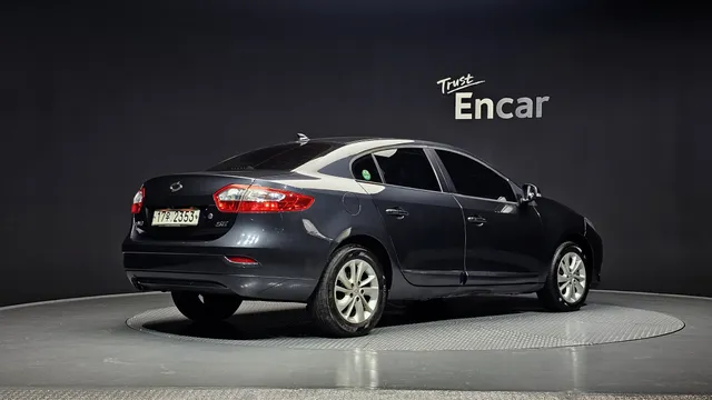 Renault SM3