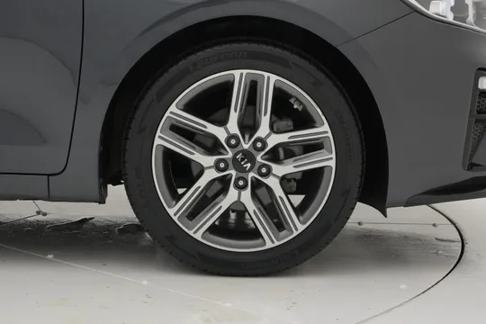 Kia Cerato (K3)