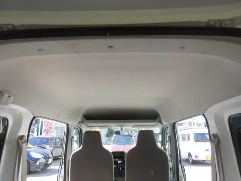 Mitsubishi Minicab Van